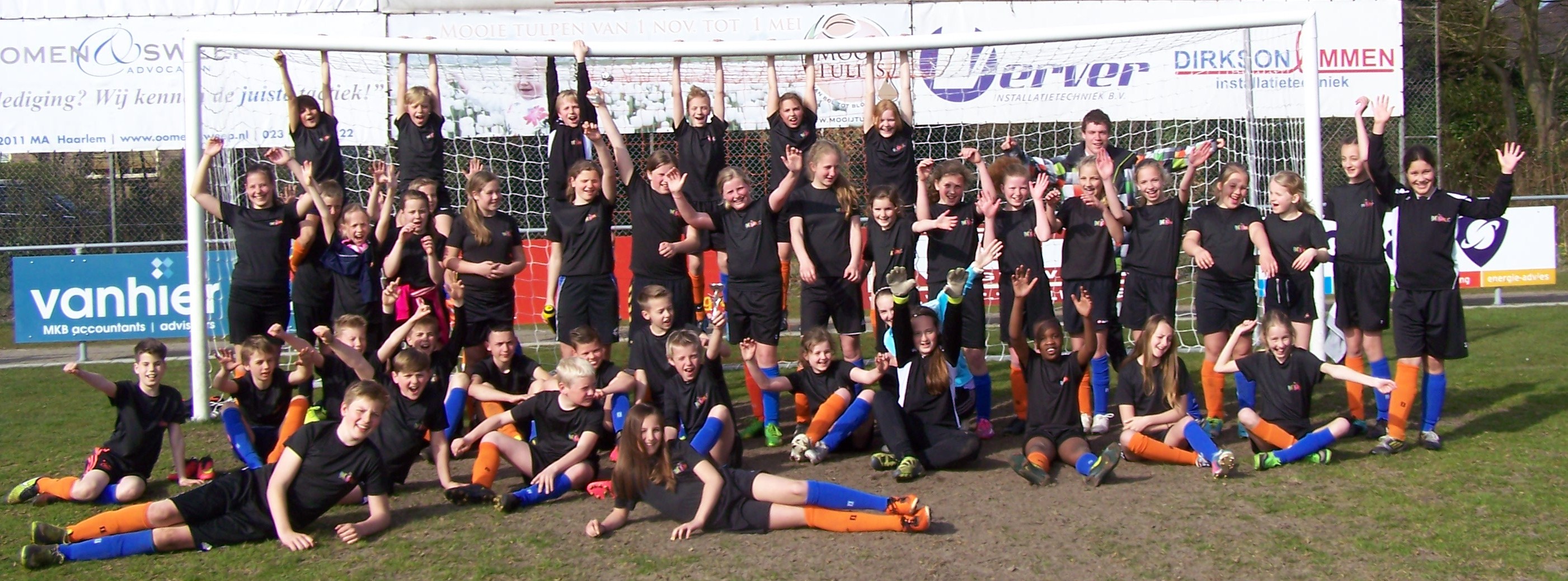 Schoolvoetbal in Limmen