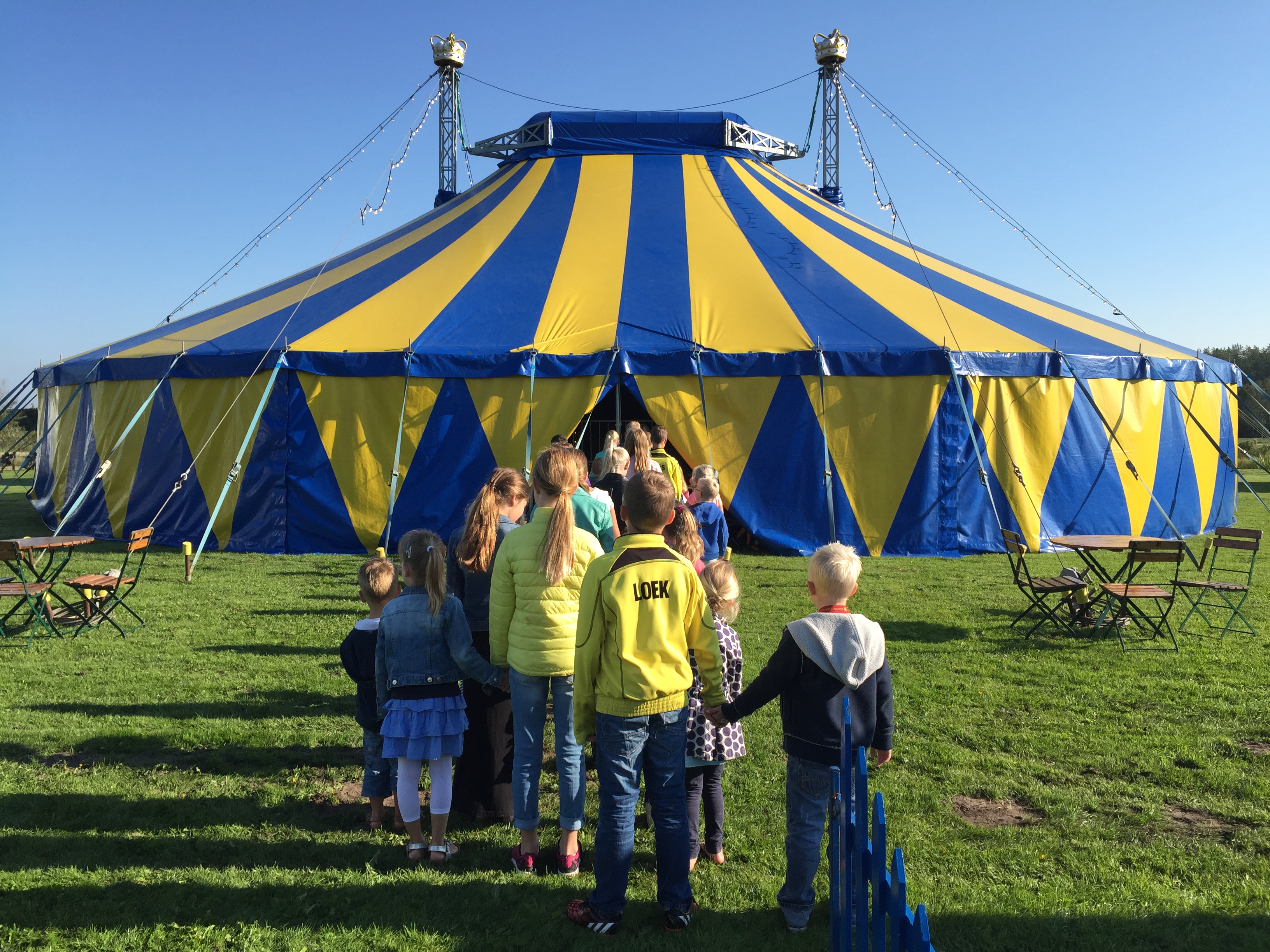 De Brug op visite bij Circus Sijm!
