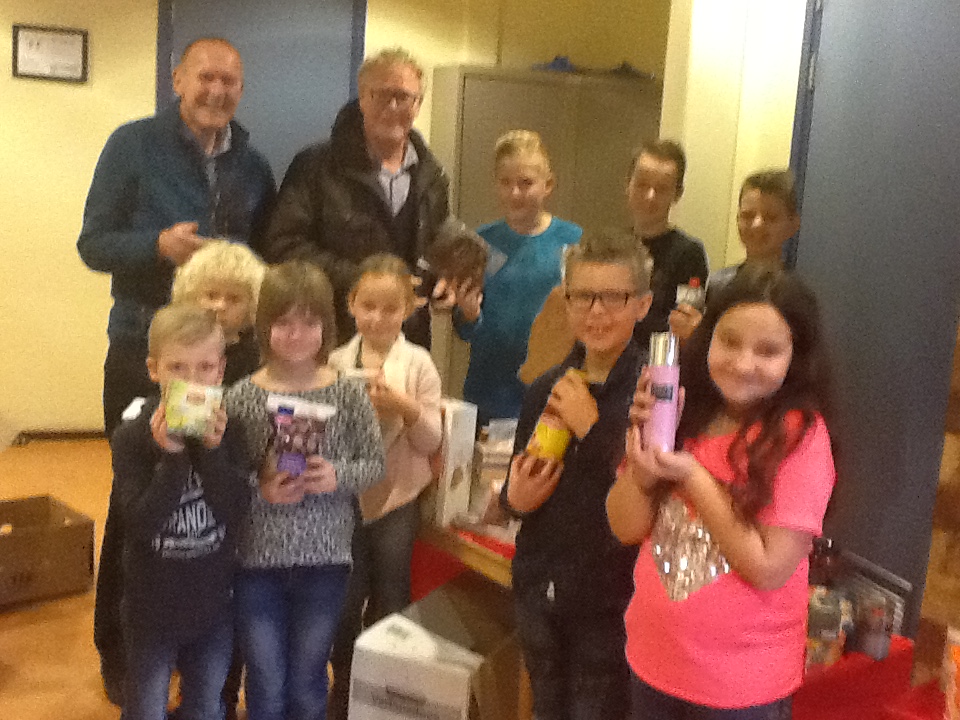 Levensmiddelen inzamelen een groot succes!