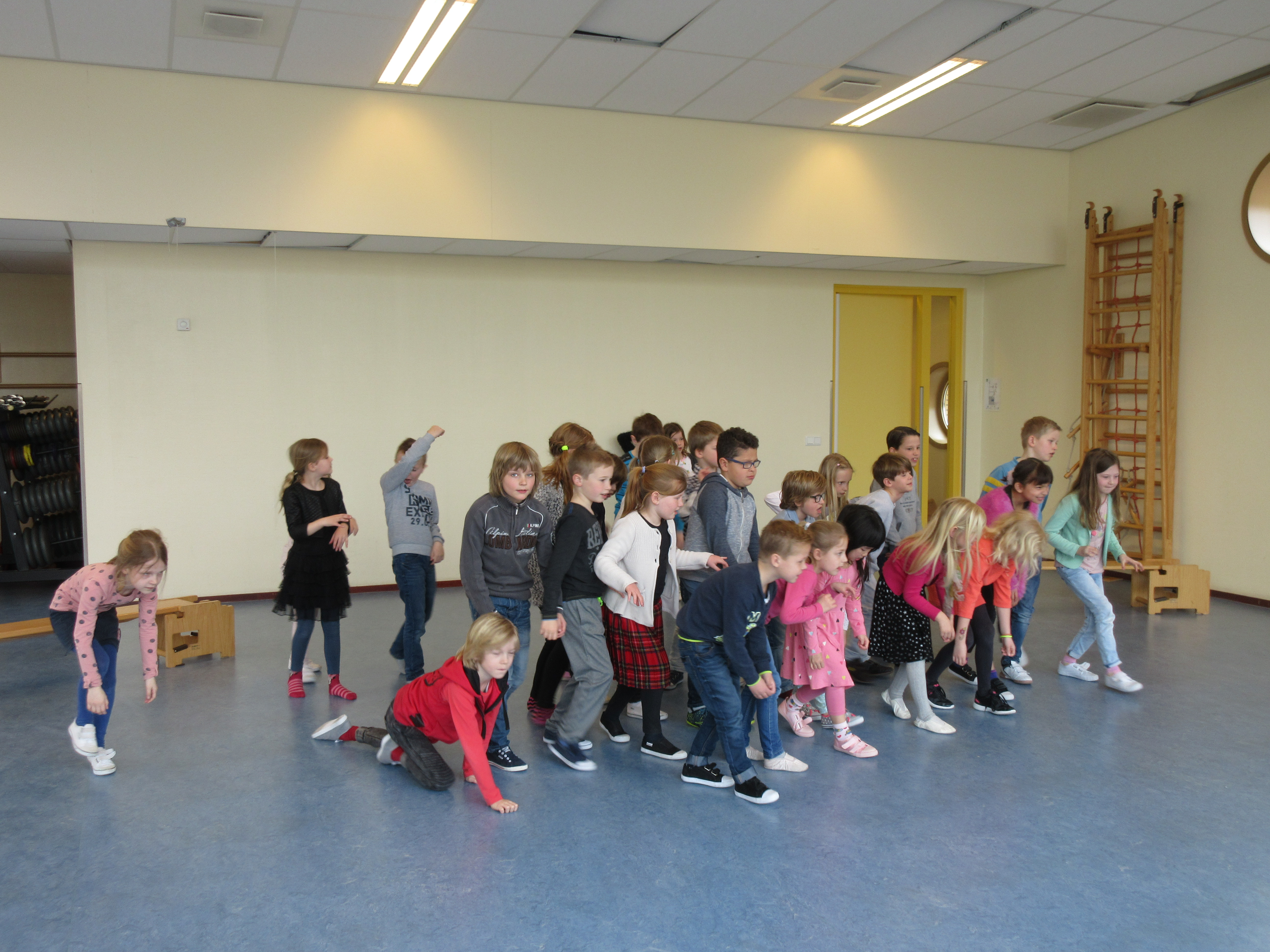 Over de brug en weer terug!