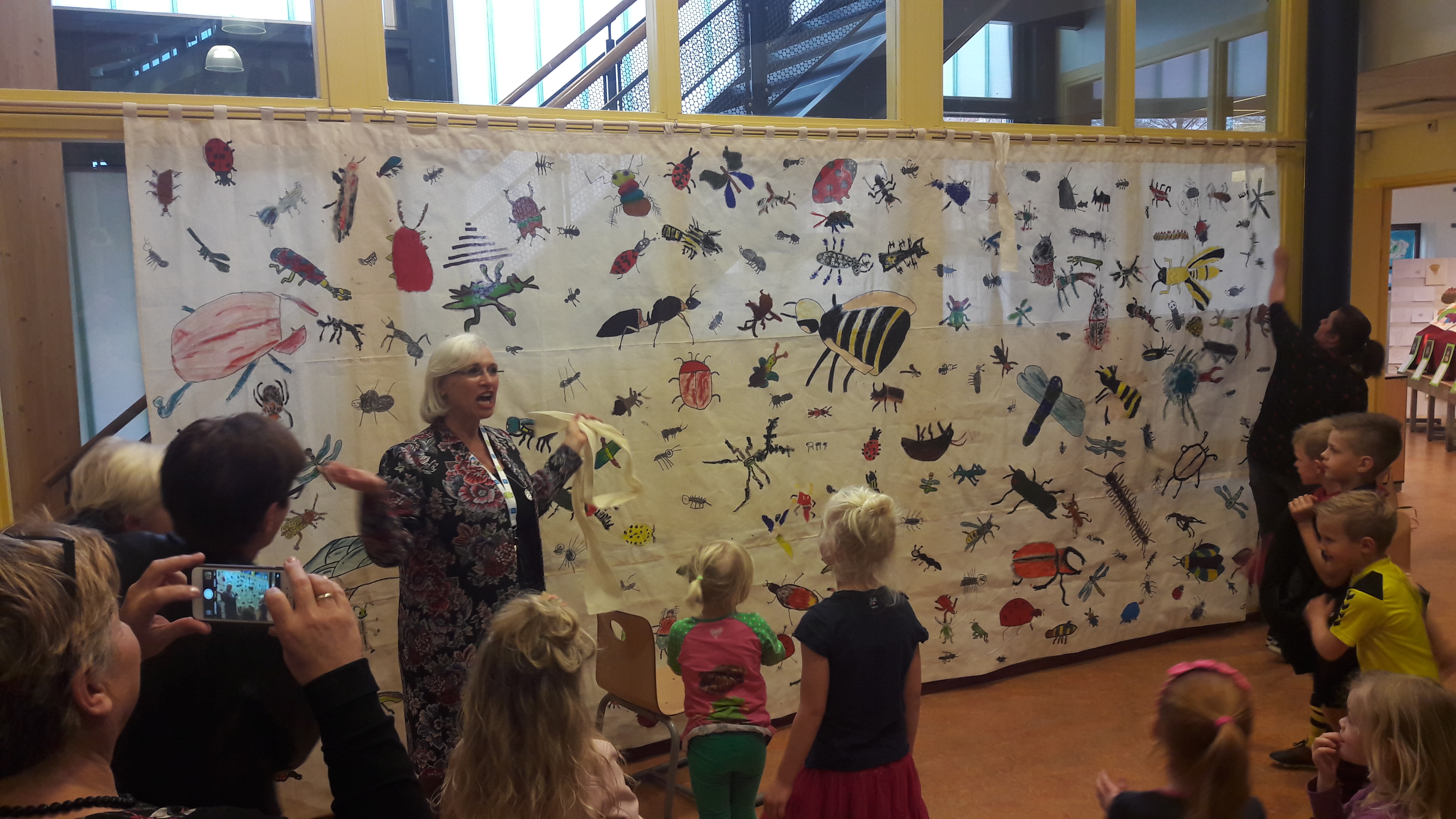 Opening tentoonstelling teken- en schilderproject