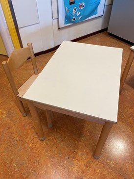 tafel en stoeltje