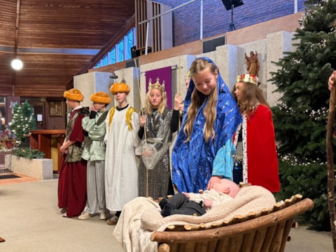 b7d3fa79-748c-4ead-9d77-3e916e44b6e1